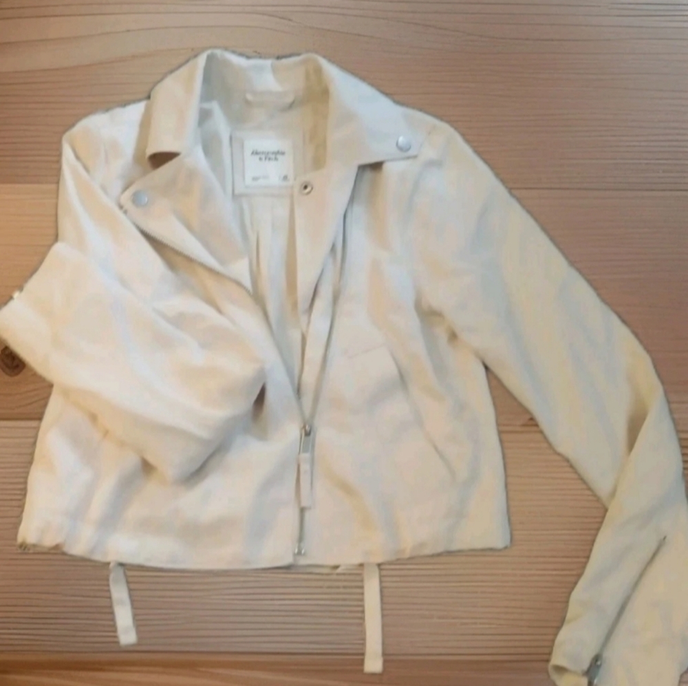Abercrombie & Fitch Cream Soft Moto Jacket